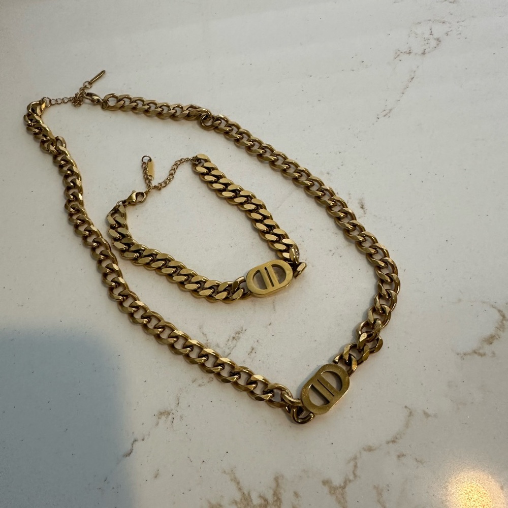 Gold Chain Necklace and Bracelet Set